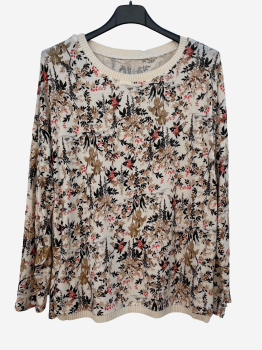 Pulli mit dezentem Blumenmuster
