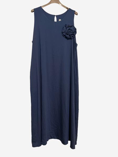 Sommerkleid mittelblau mit Blume